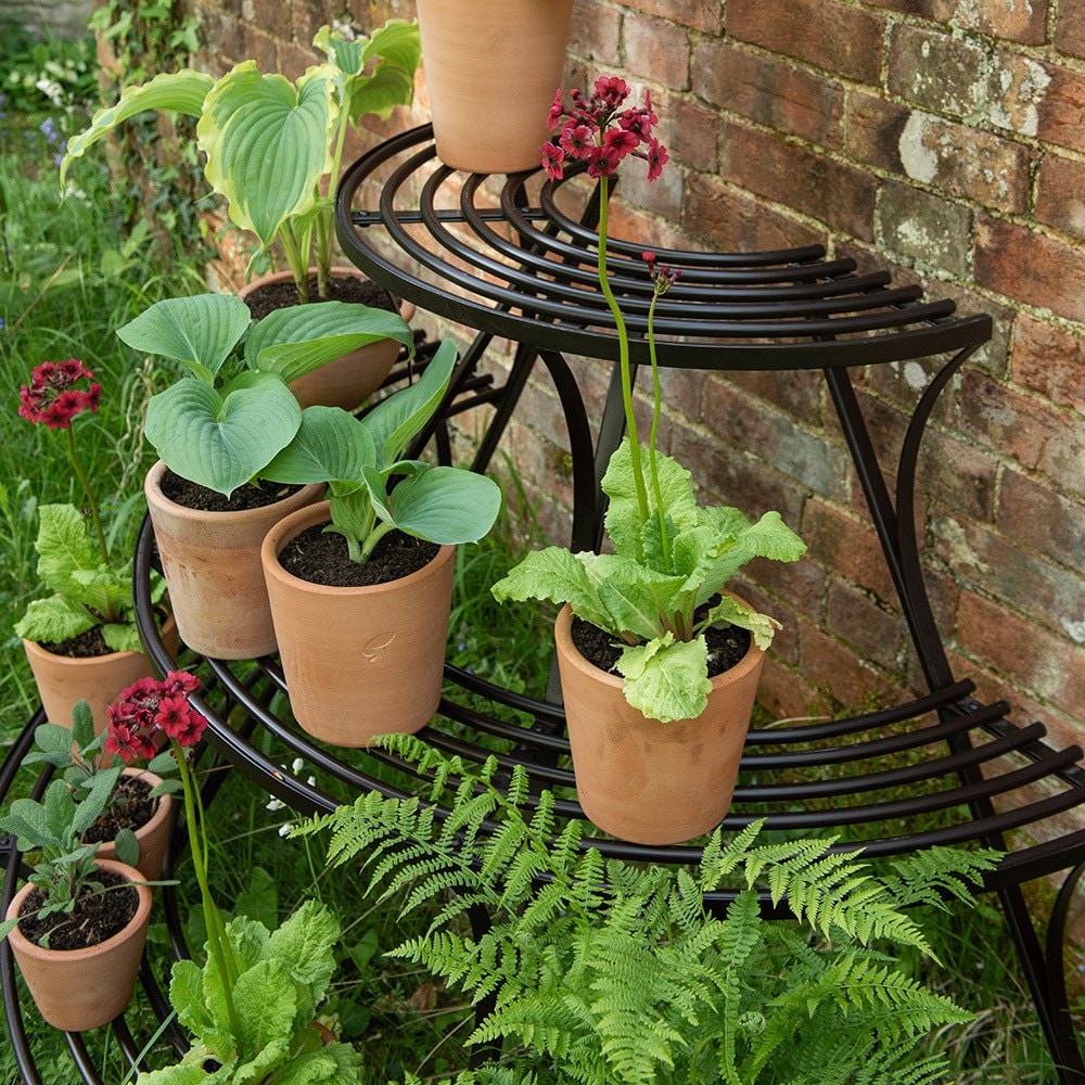 Terrace etagere - three tier