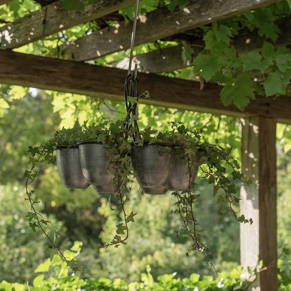 Hanging chandelier pots
