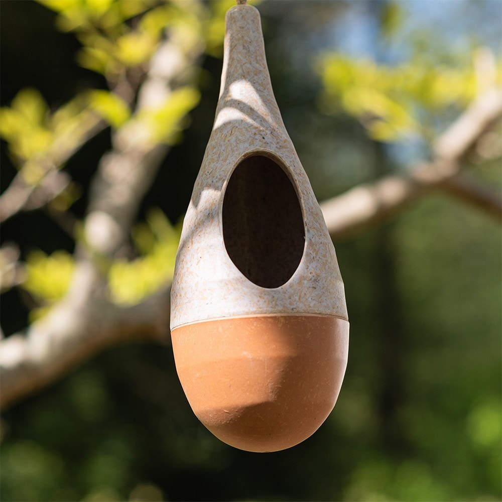 Recycled bamboo bird nester