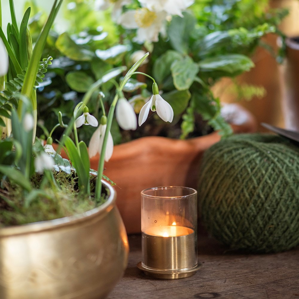 Petite tealight holder