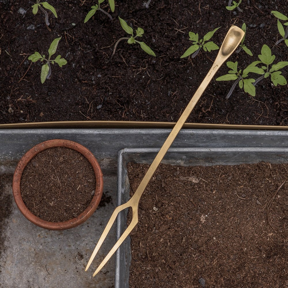 Seedling pricker - brass