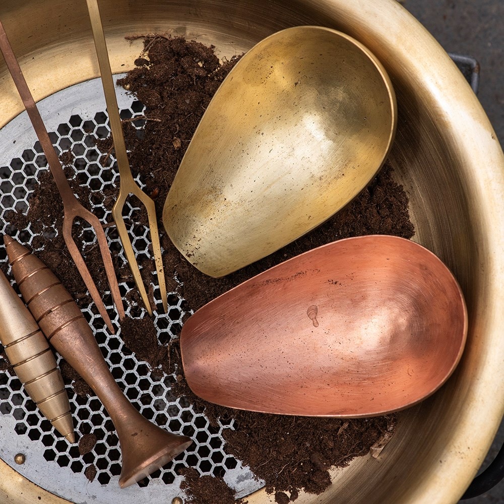 Soil potting scoop - brass