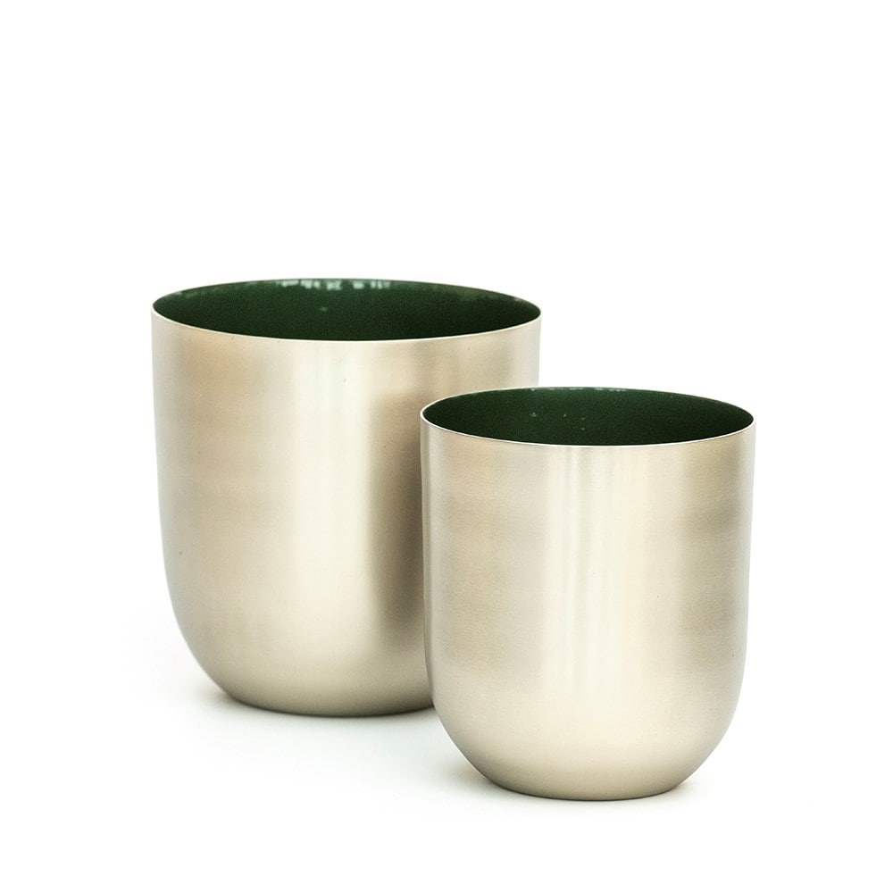 Brushed silver pot with enamel interior