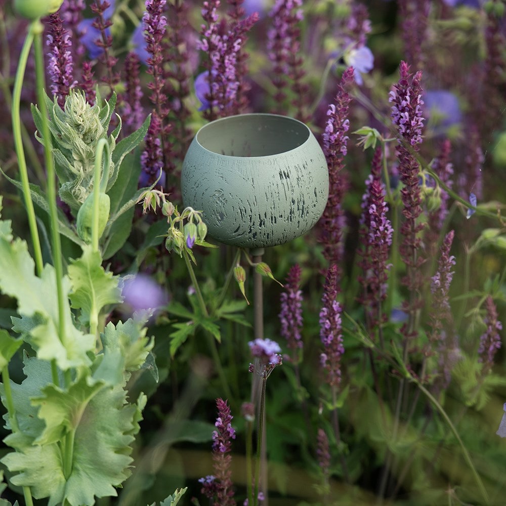 Etched lichen stake tealight holder