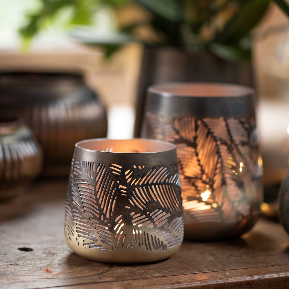 Leafy tealight holder - burnt silver