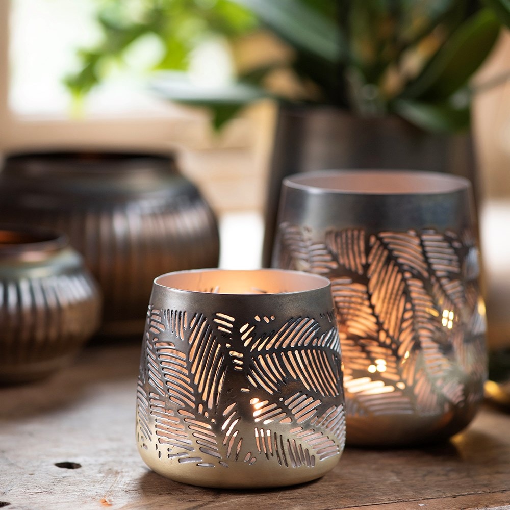 Leafy tealight holder - burnt silver