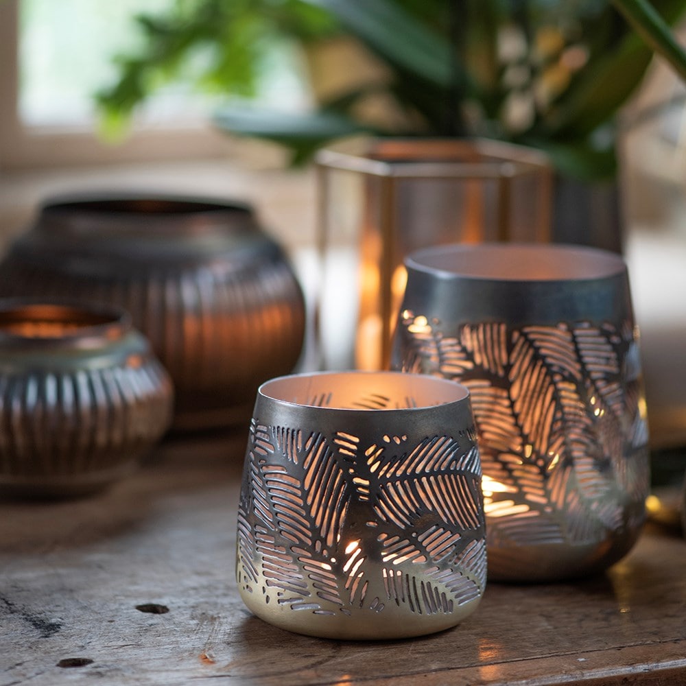 Leafy tealight holder - burnt silver