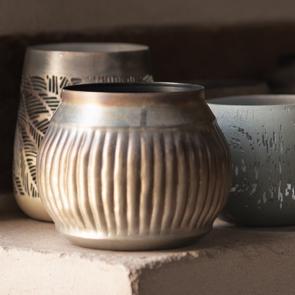 Burnt silver ribbed tealight holder 