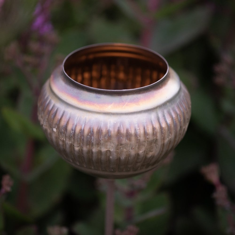 Burnt silver ribbed tealight holder stake 
