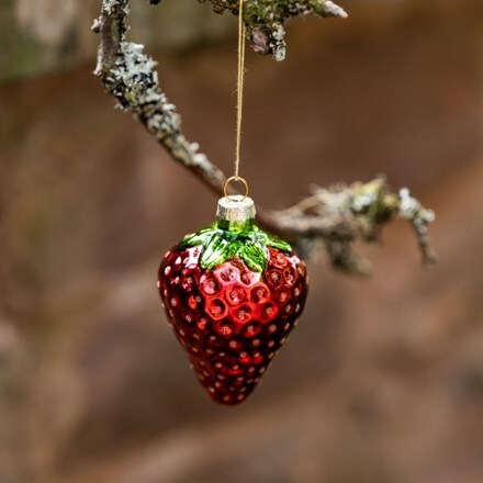 Glass strawberry