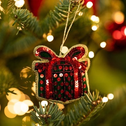 Beaded present decoration