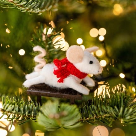 Felt sleighing mouse