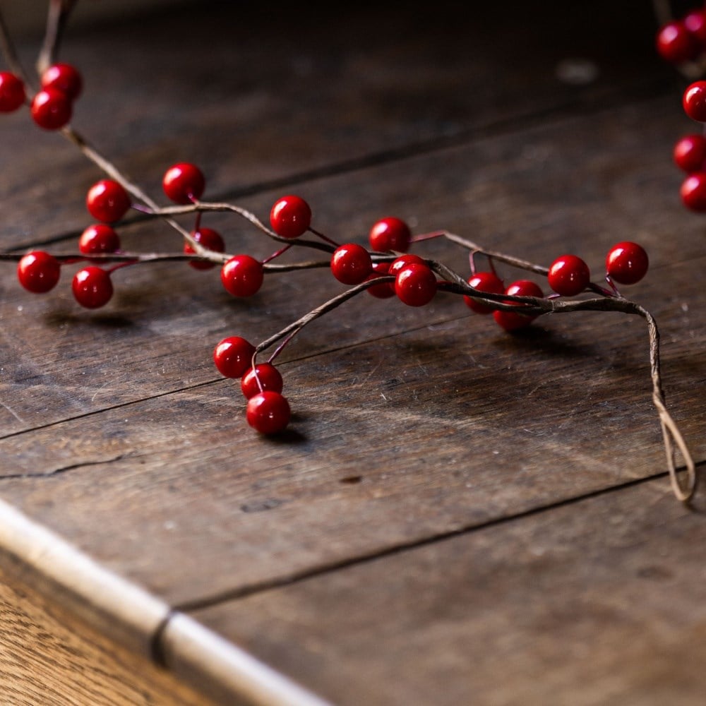 Red berry garland