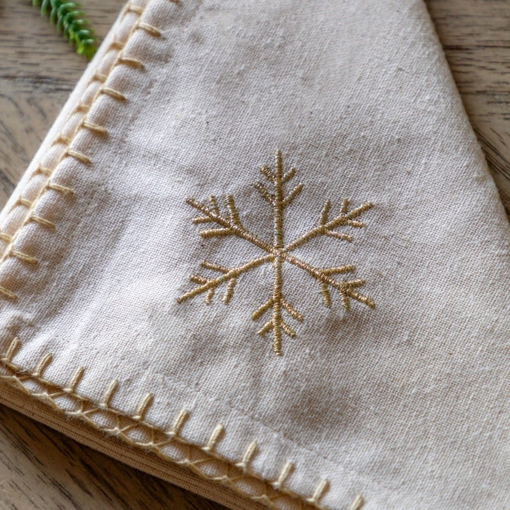 Four snowflake napkins