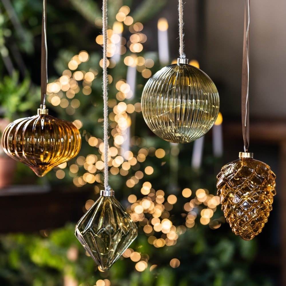 Green glass ribbed light up sphere