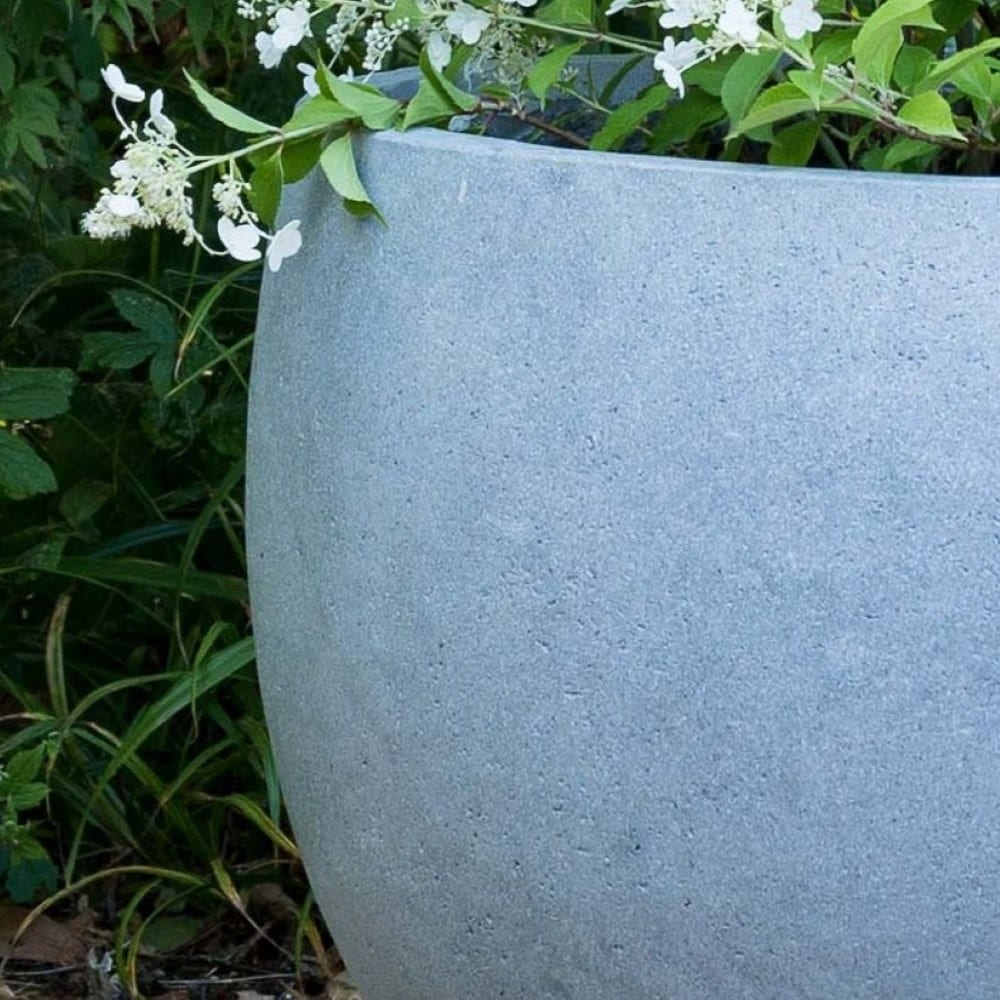 Globe planter - light grey