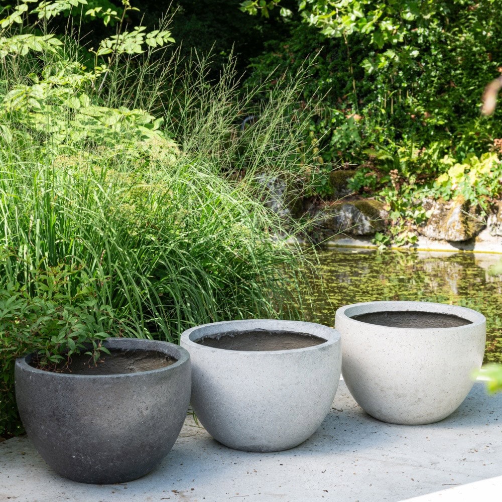 Large globe planter - cream