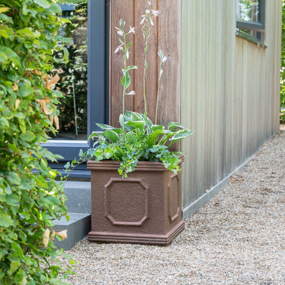 Textured cube planter - rust