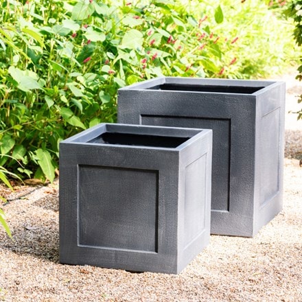 Cube planter