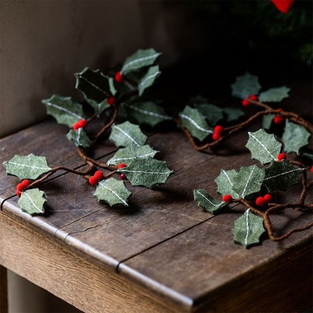 Felt holly garland