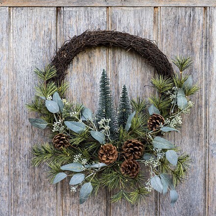 Light up brush tree wreath