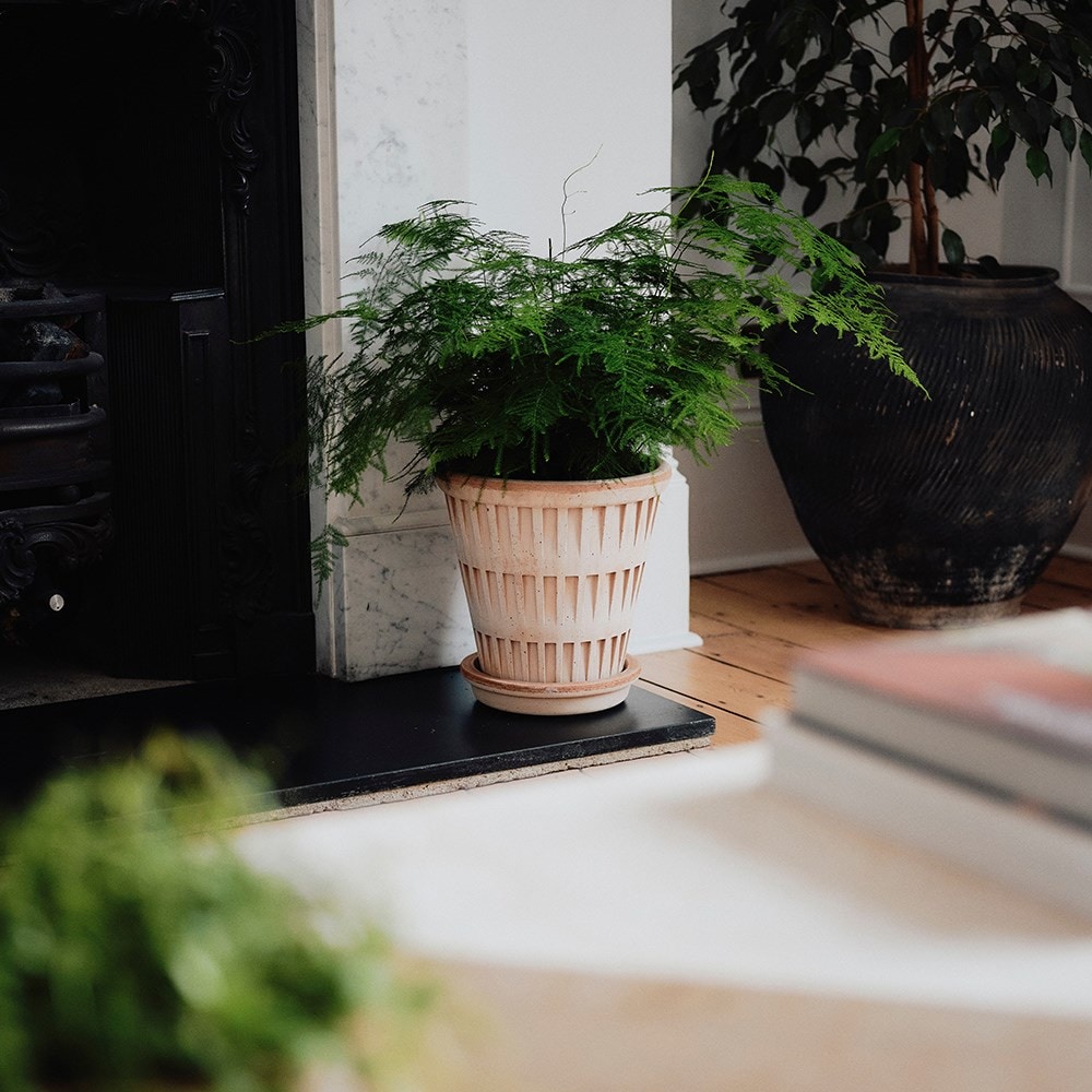 Geometric design tapered plant pot with saucer - terracotta