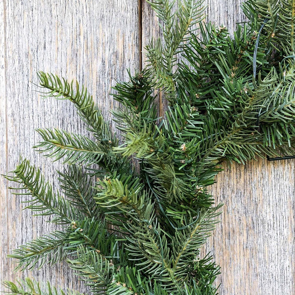 Indoor/outdoor wreath