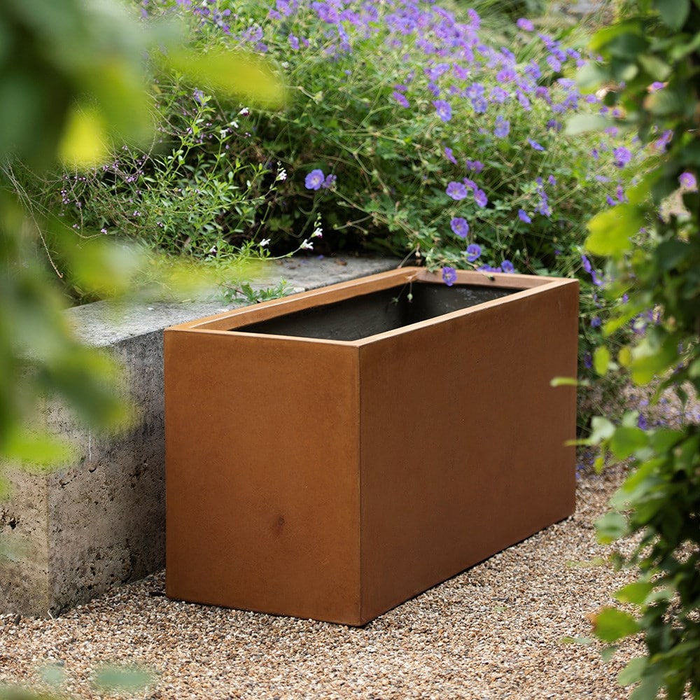 Rectangular terrace planter - rust