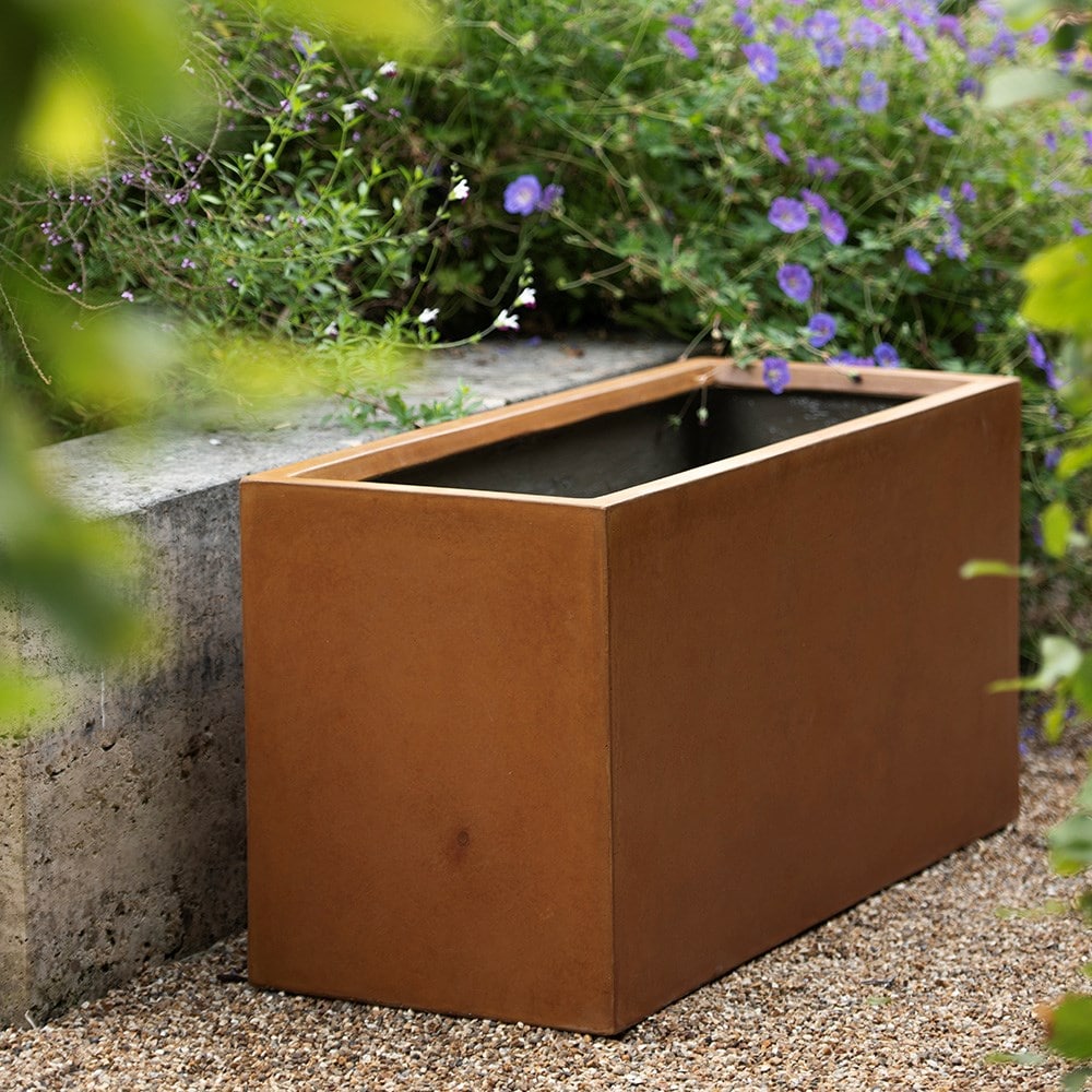 Rectangular terrace planter - rust