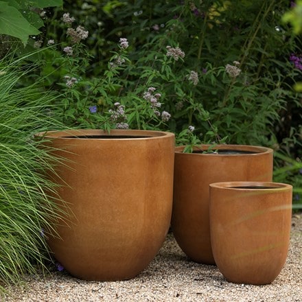 Drop planter - rust