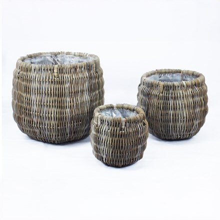 Rattan textured plant pot