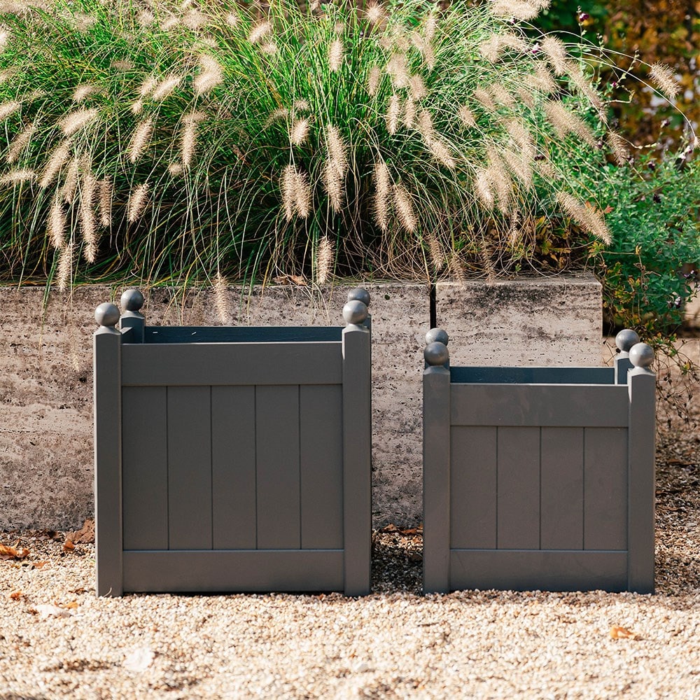 Classic wooden planter - charcoal