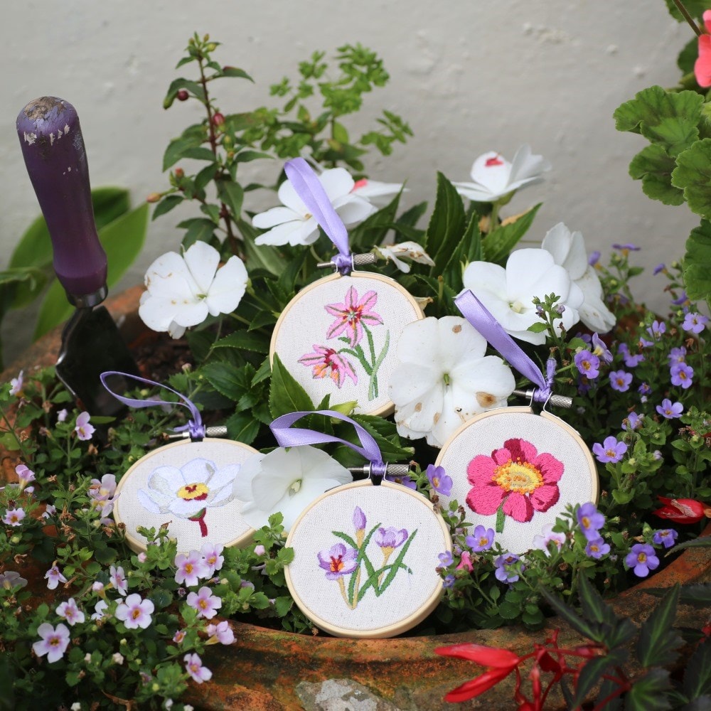 RHS embroidery hoop kit - pastel florals
