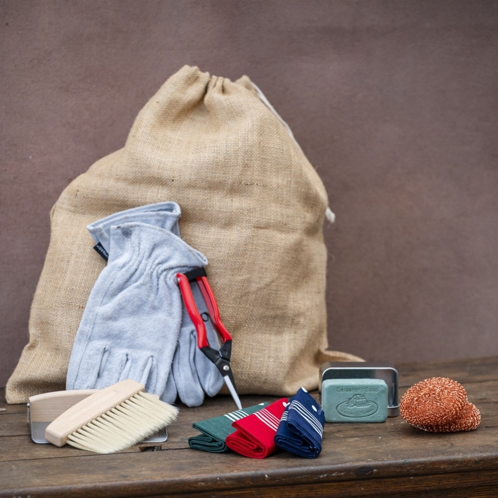 The messy gardener hamper