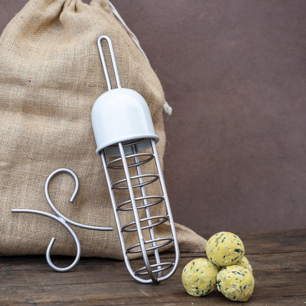 Garden bird fat ball feeder gift set