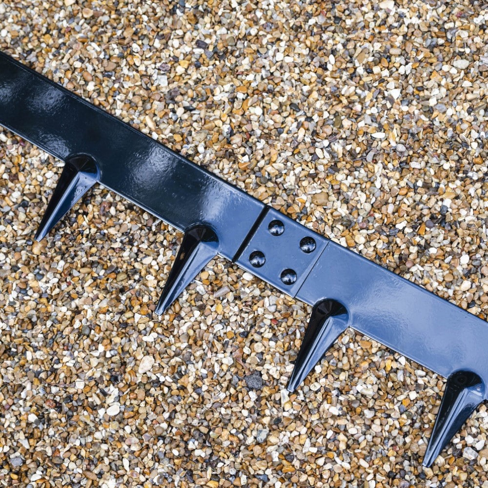 Powder coated steel flexible garden edging - black
