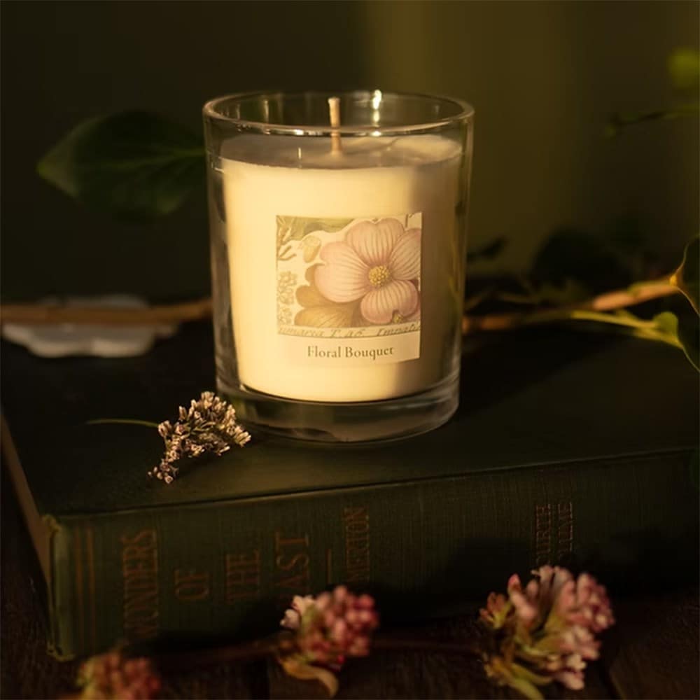 RHS Classic glass candle - floral bouquet
