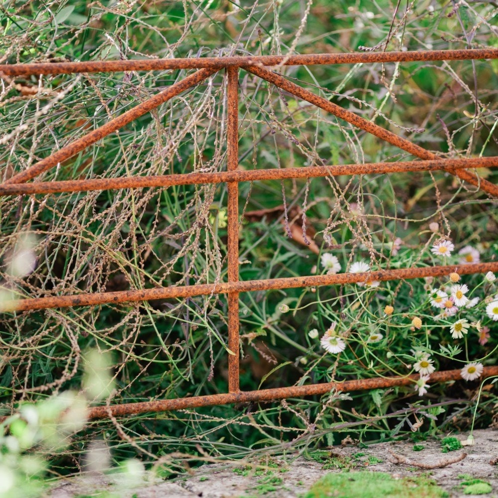 Large metal ornate border panel - rust