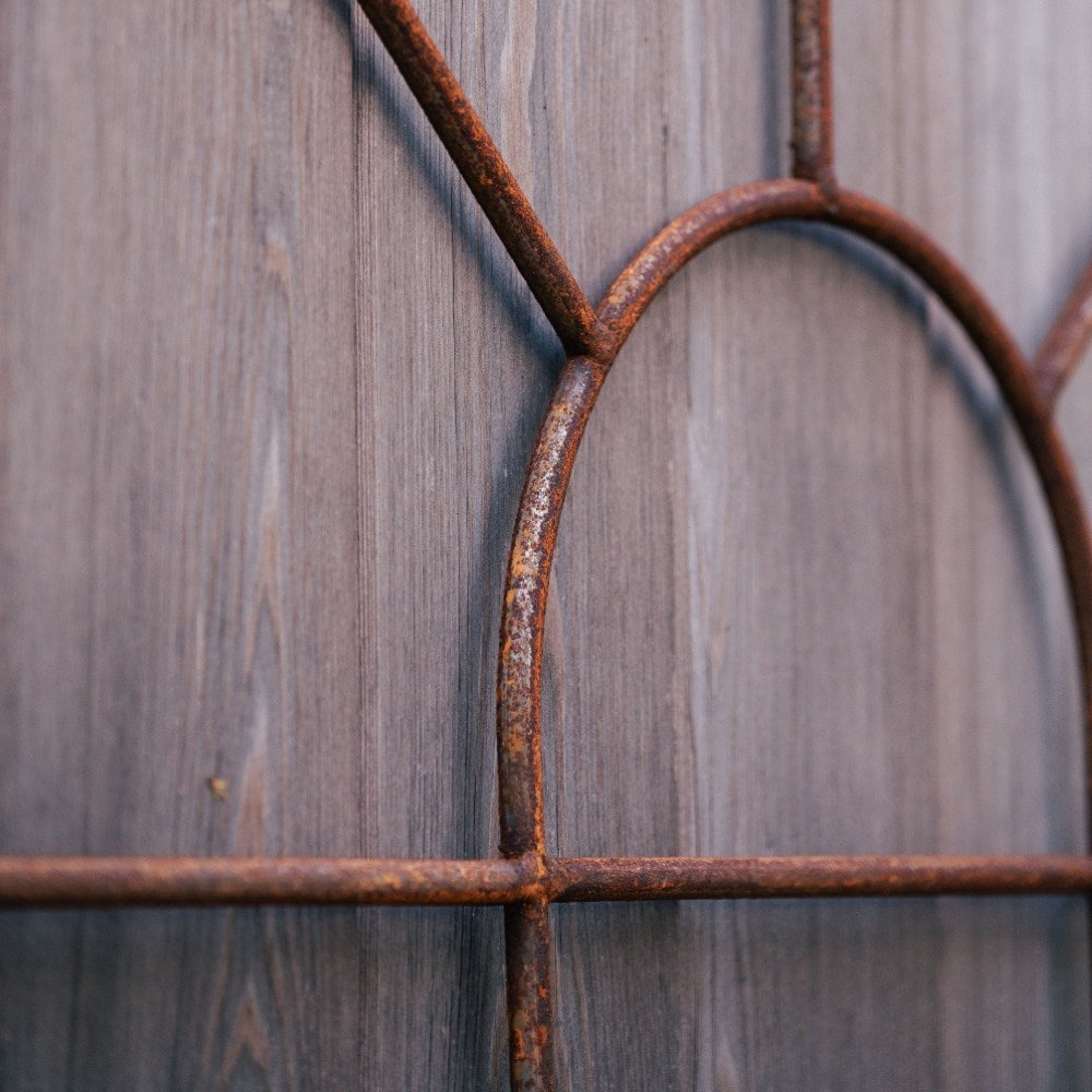 Large arched window trellis - rust