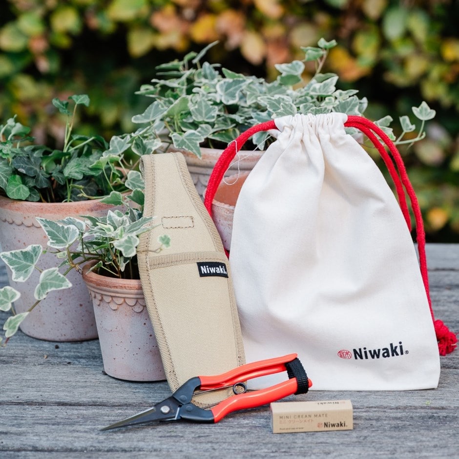 Niwaki garden snips, canvas sheath & clean mate gift set