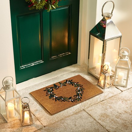 Mistletoe heart doormat