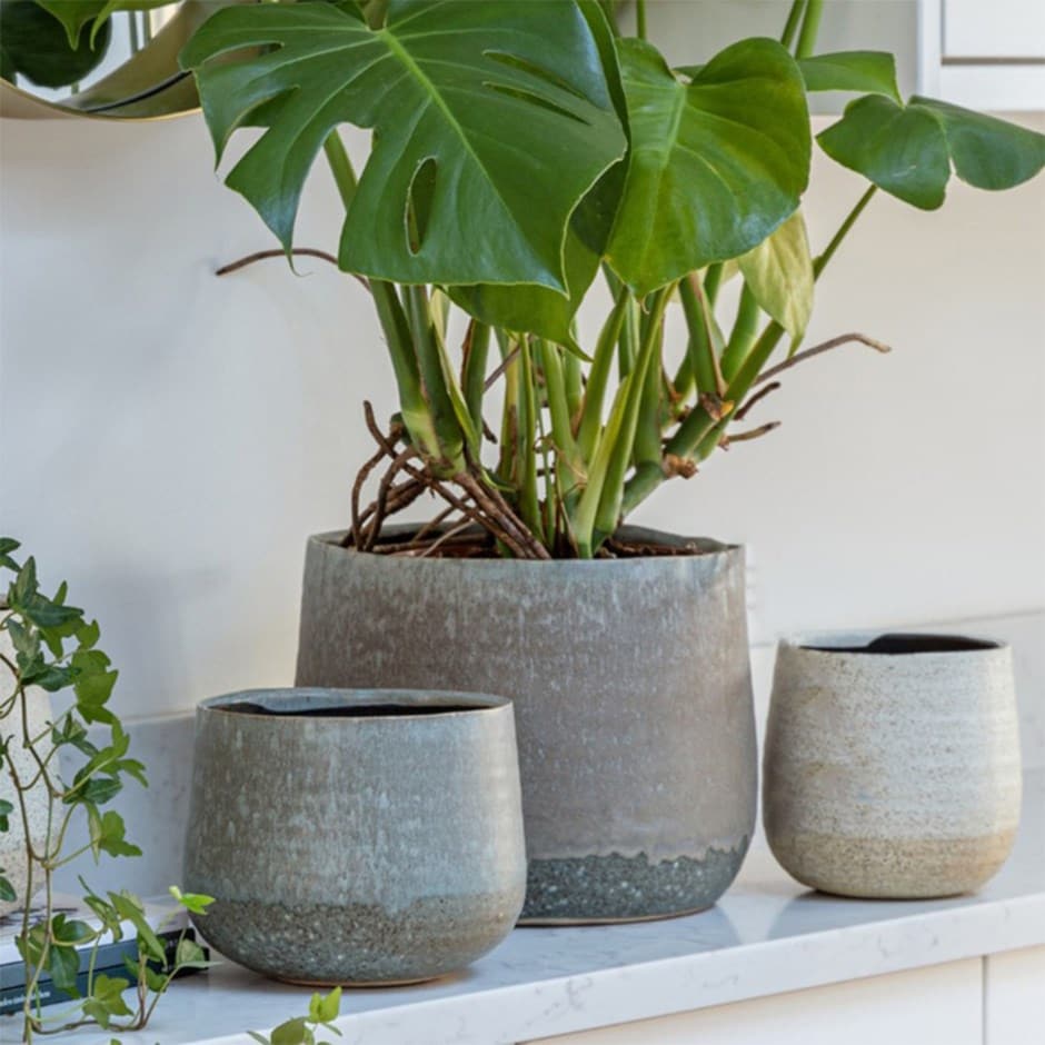 Glazed ombre plant pot - grey
