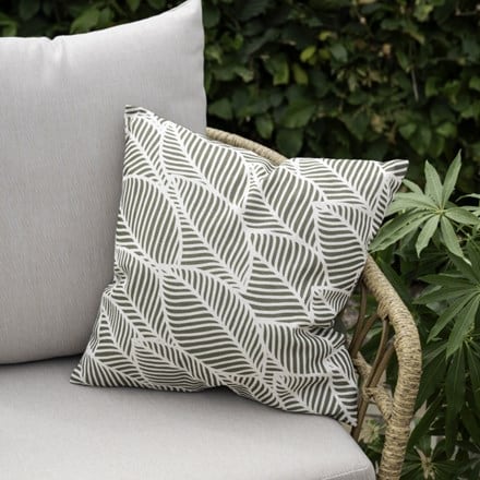Leaf printed cushion