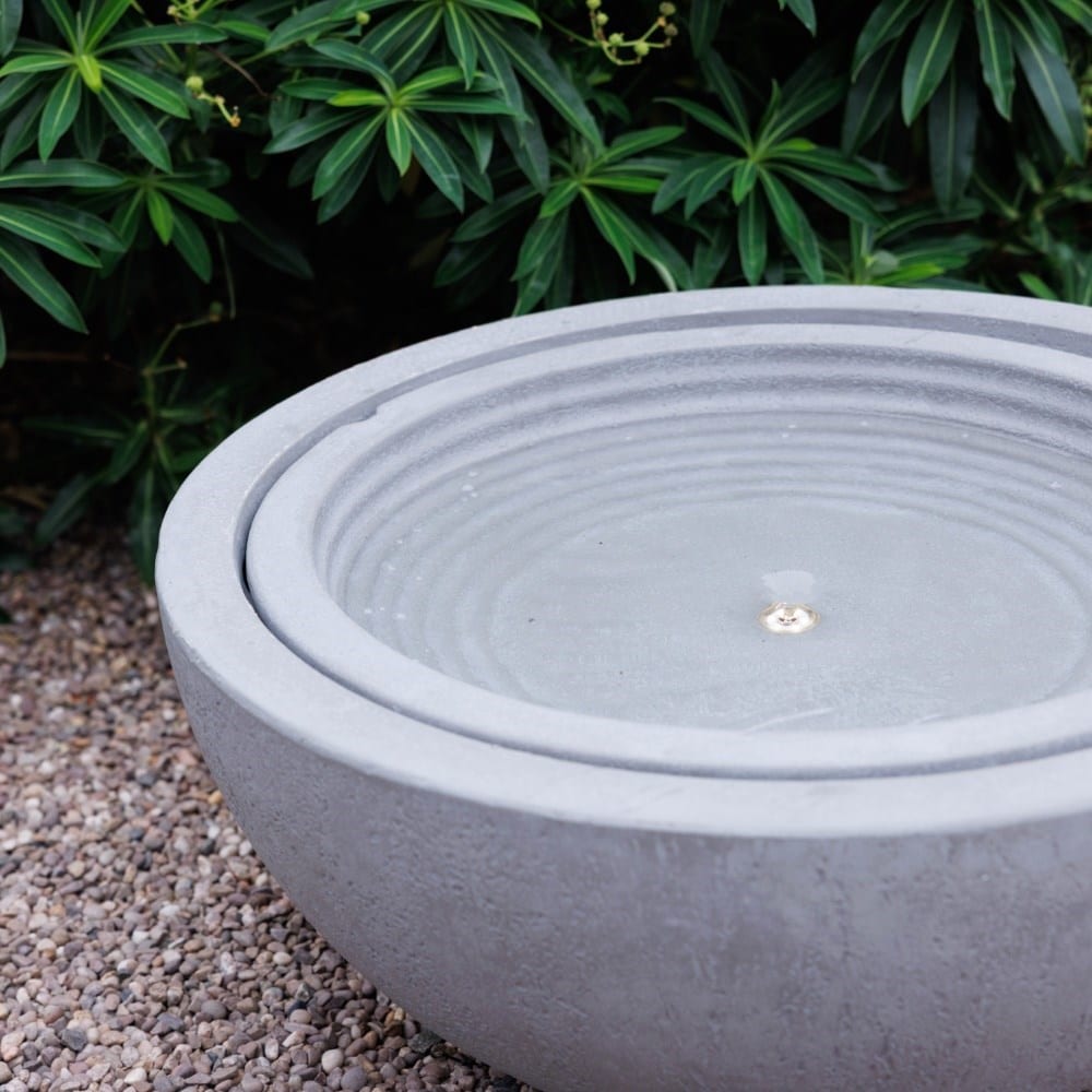 Stone effect bowl water feature