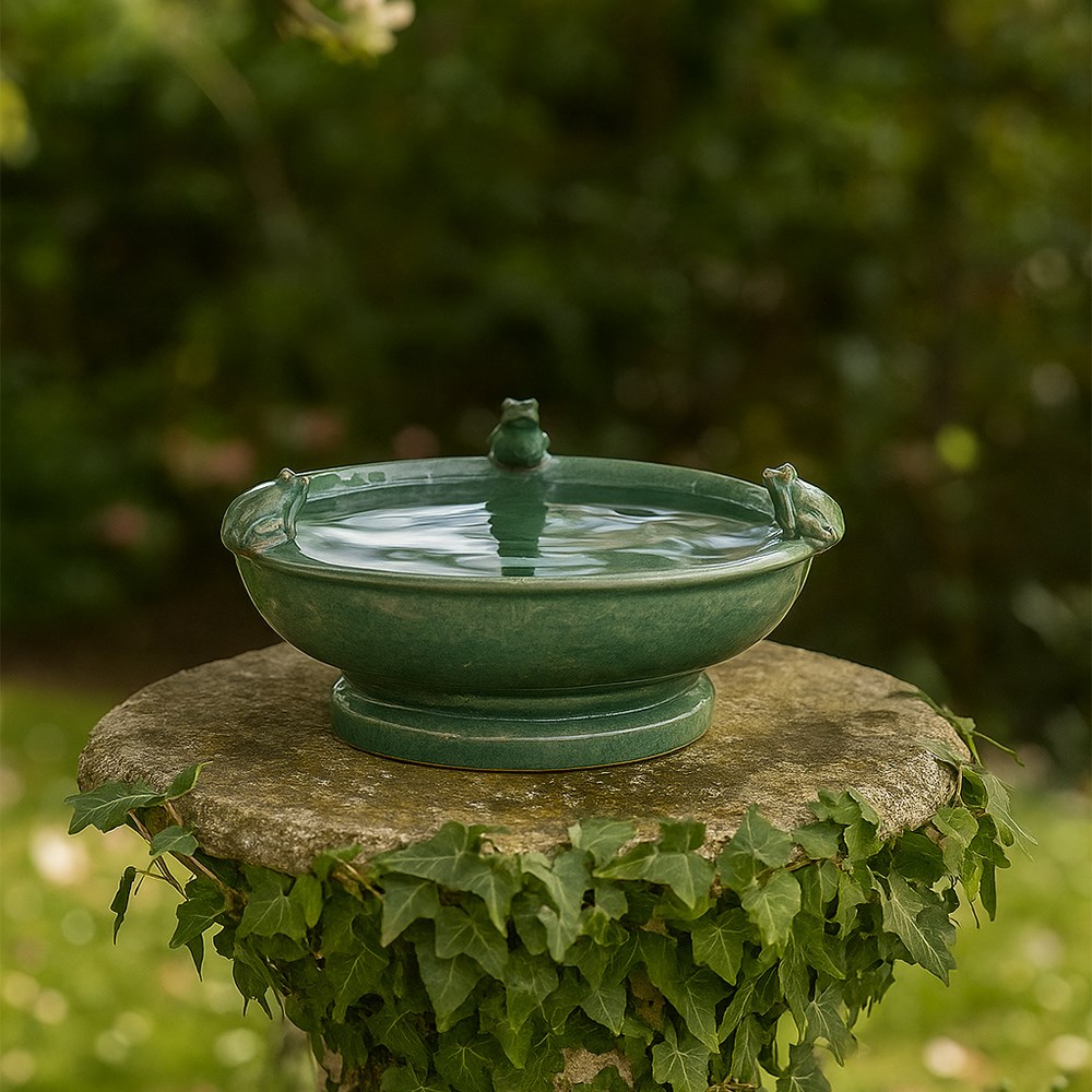 Ceramic glazed standing bird bath - marble green 