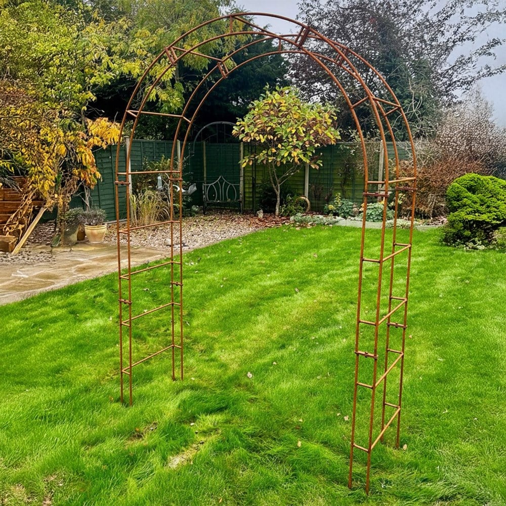 Rose garden arch - rust