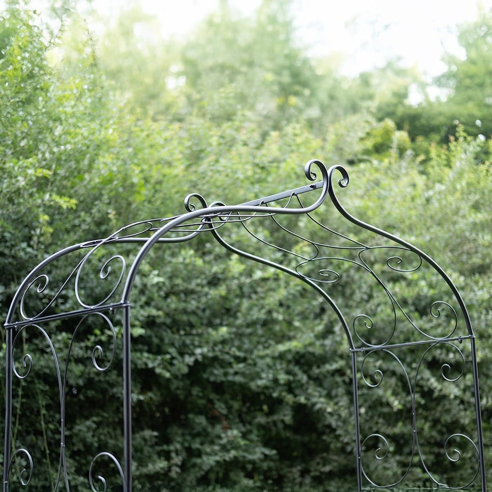 Traditional scroll arch - black