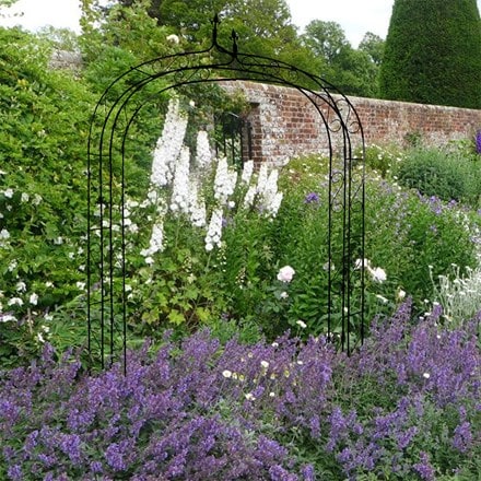 Gothic arch - umber grey