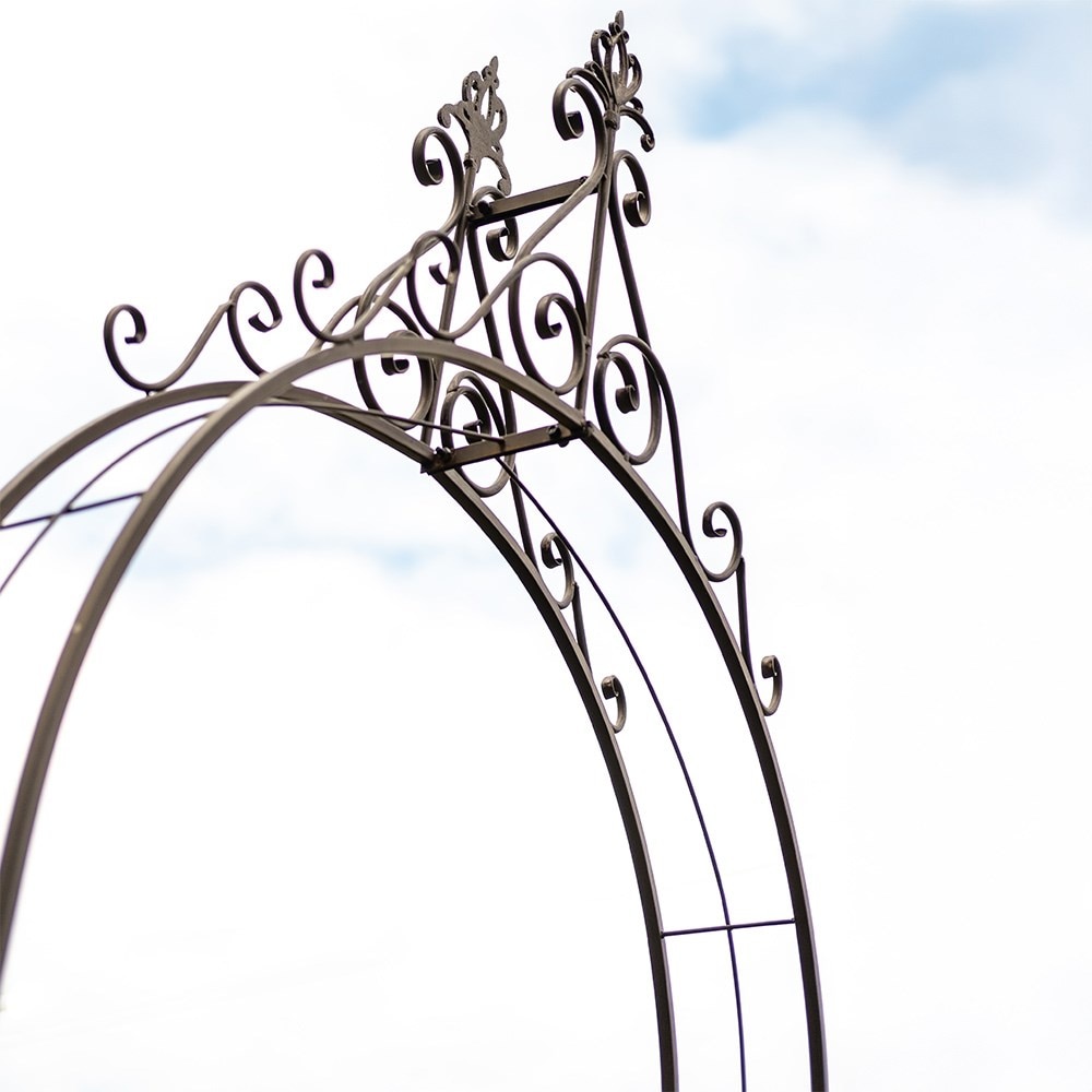 Woodland gates with arch - rust brown