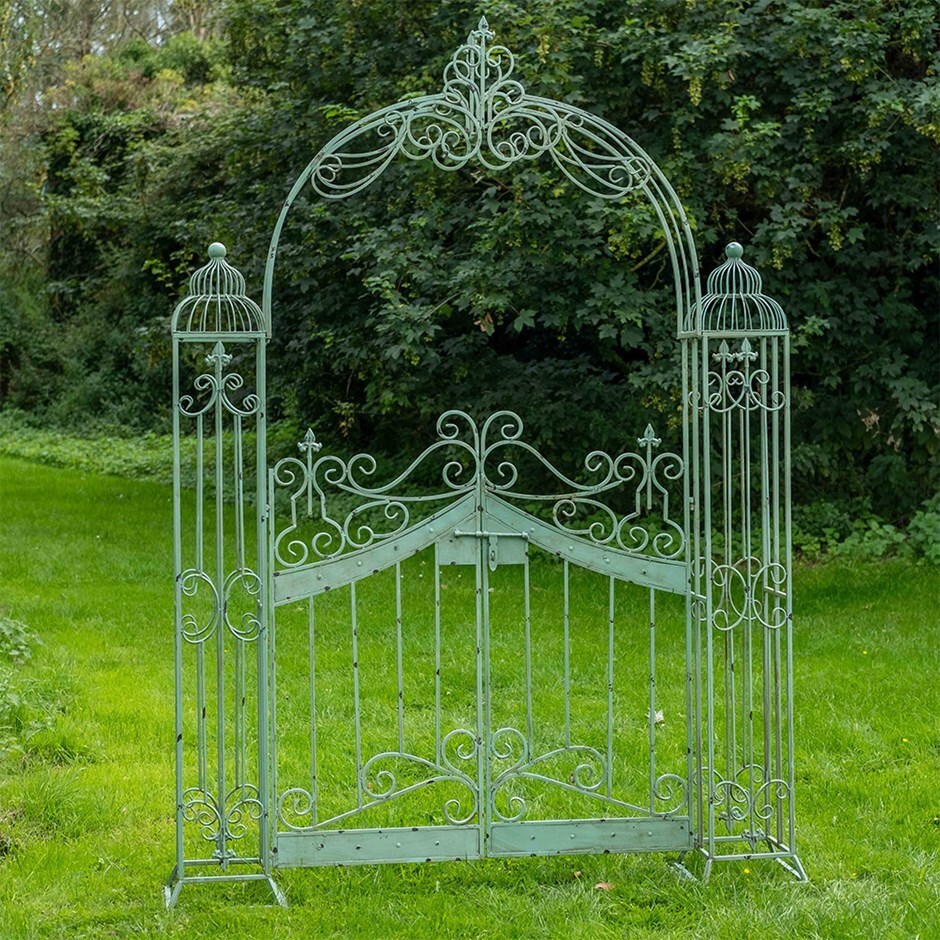 Vintage garden arch with gates - antique green 